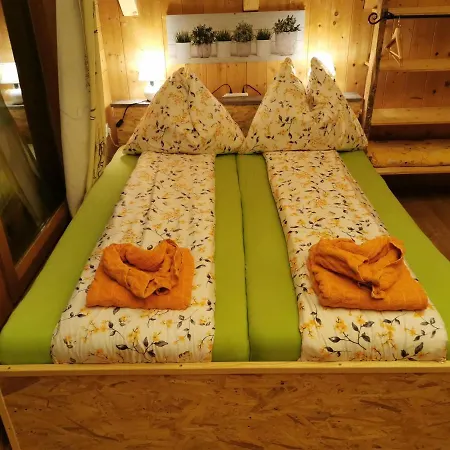 Troadkasten Hollnhof, Bezaubernder Panoramablick Lägenhet *